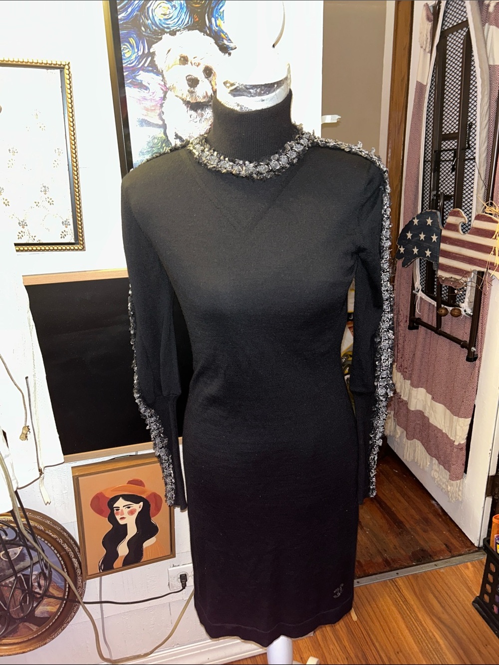 CHANEL Black Long-Sleeve Knit Dress with Tweed Trim